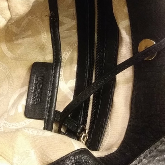 SALE~Michael Kors Leather ASTOR - Picture 7 of 7